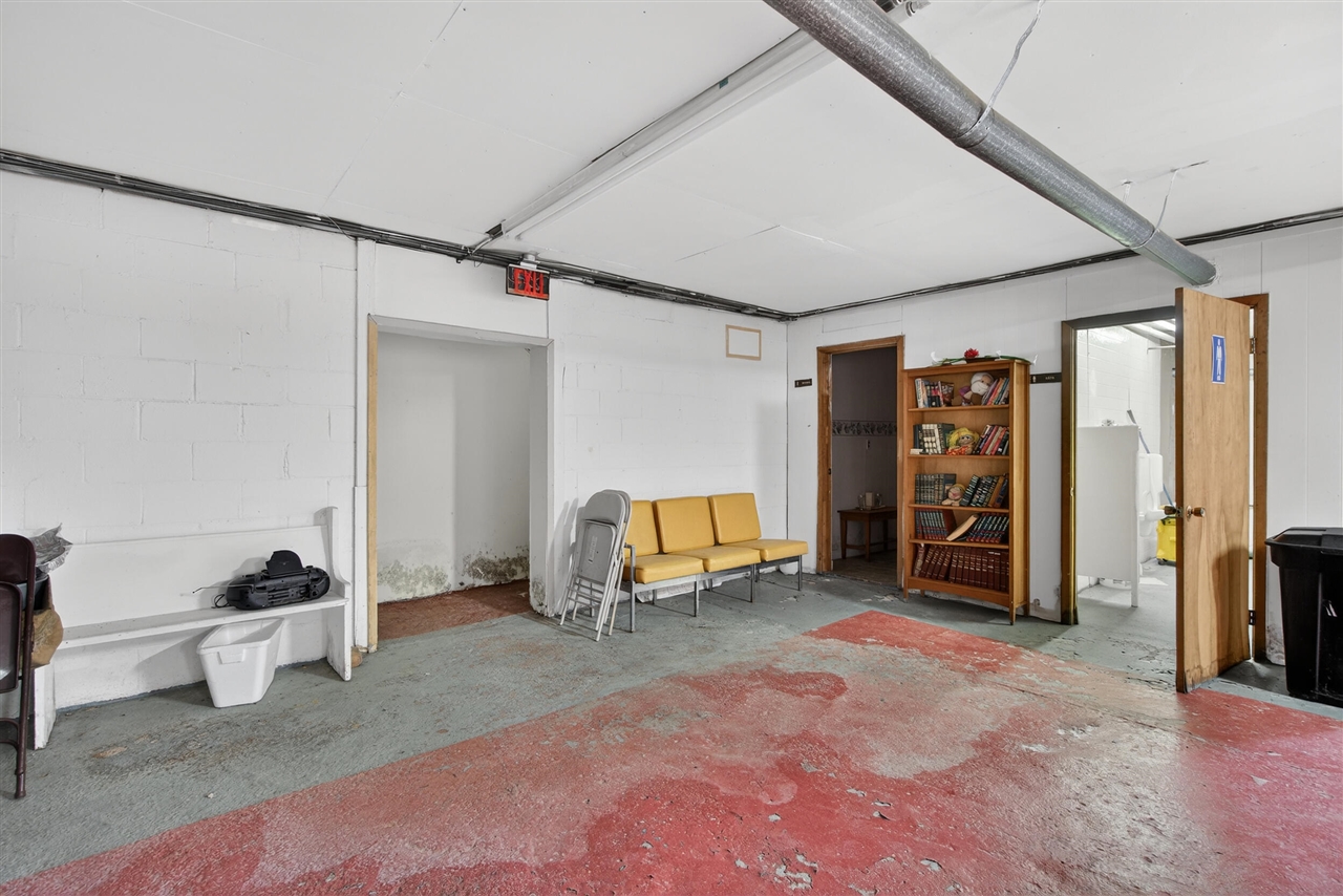 345 E High Street, Jackson, MI, 49203-3262