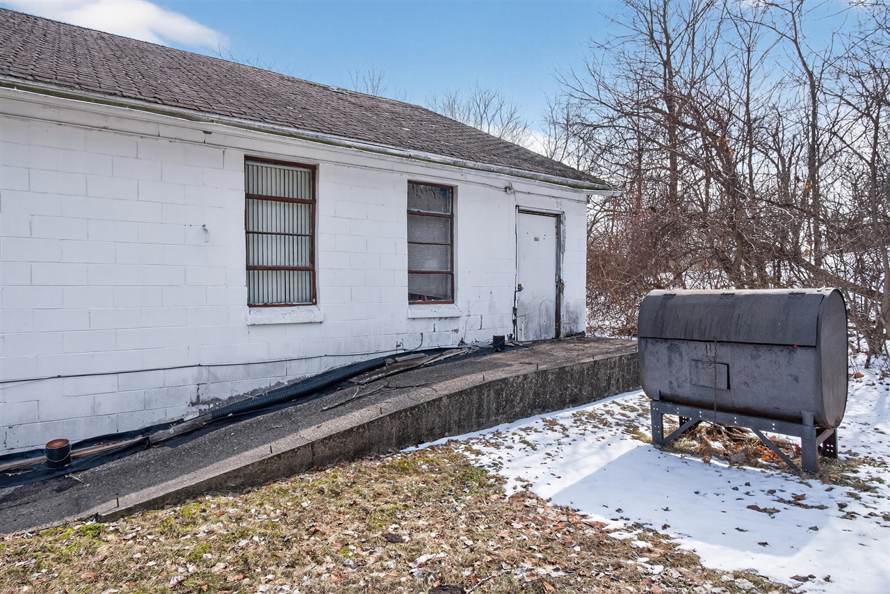 345 E High Street, Jackson, MI, 49203-3262