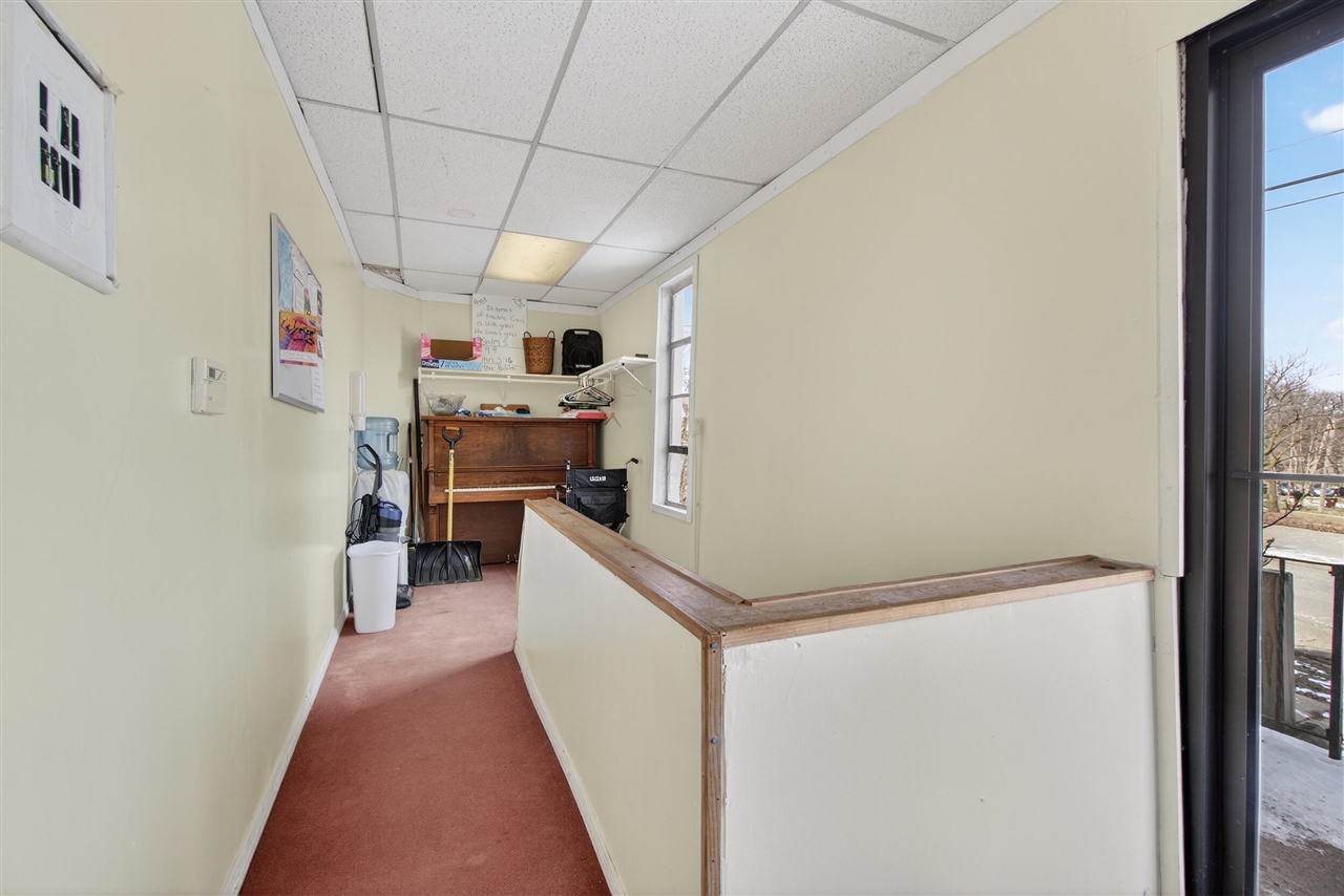 345 E High Street, Jackson, MI, 49203-3262