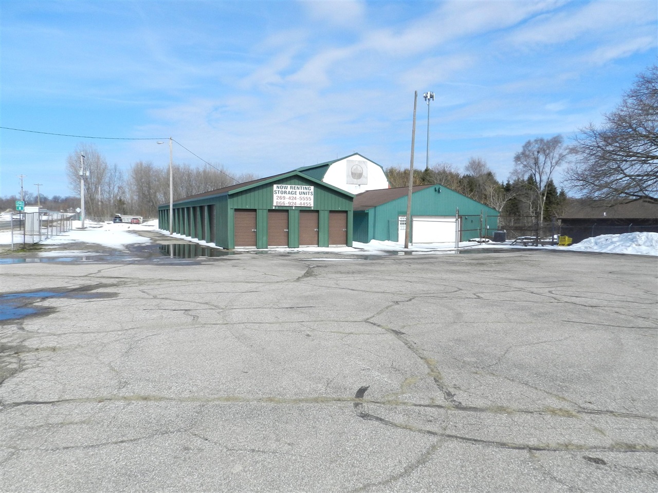 67734 M-152, Dowagiac, MI, 49047-9028