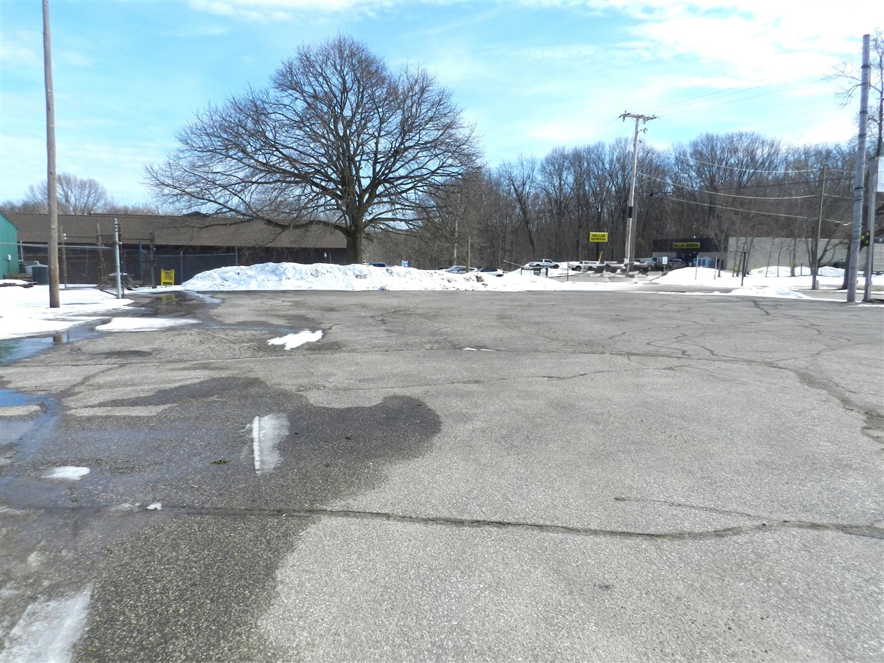 67734 M-152, Dowagiac, MI, 49047-9028