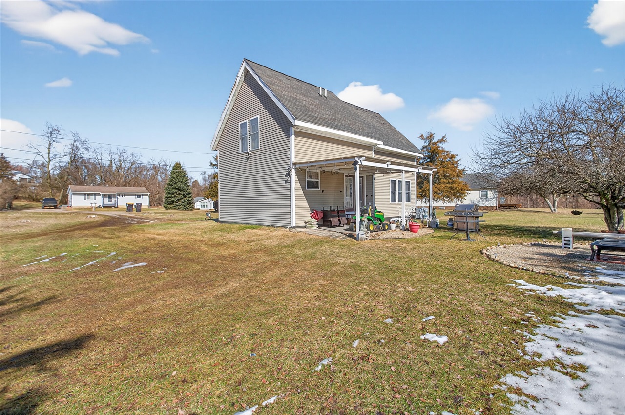 129 Kathy Lane, Brooklyn, MI, 49230-9765