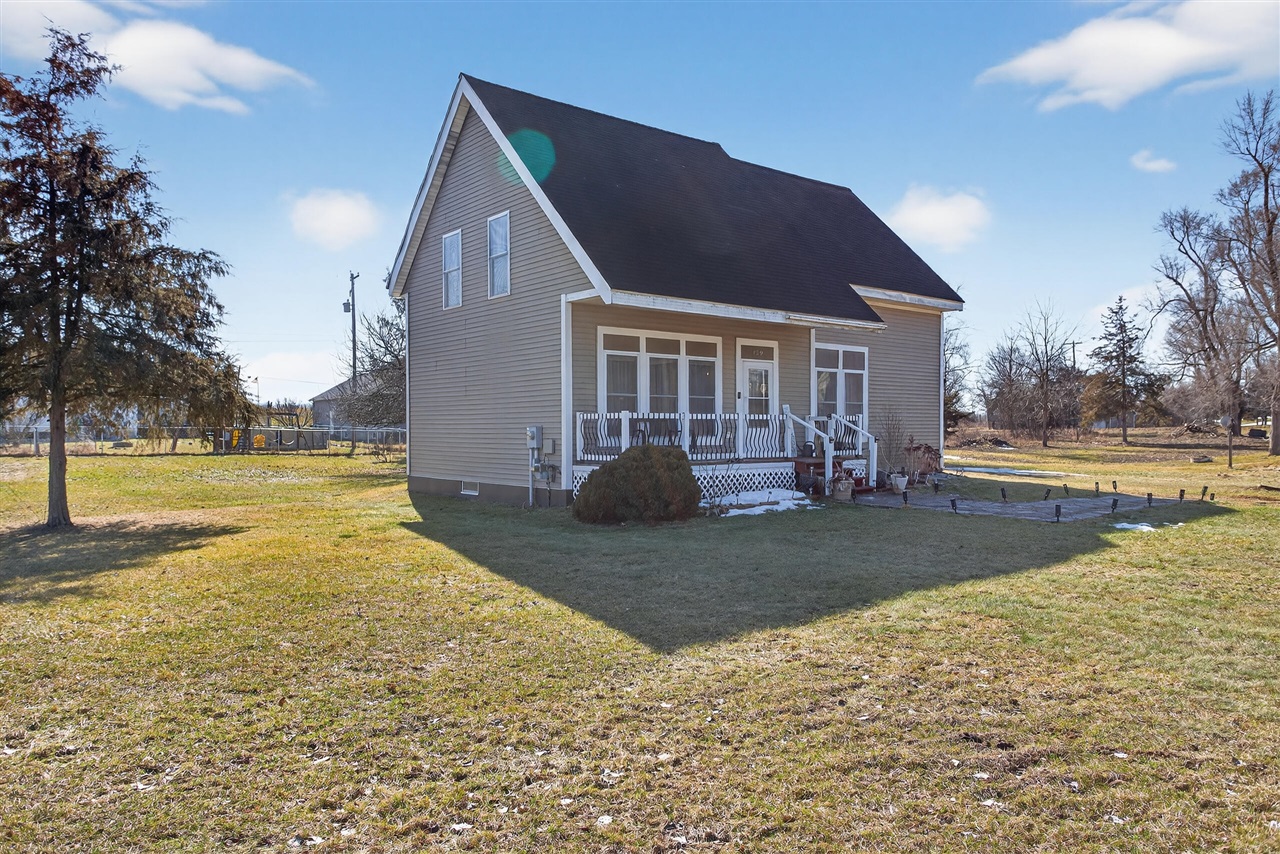 129 Kathy Lane, Brooklyn, MI, 49230-9765