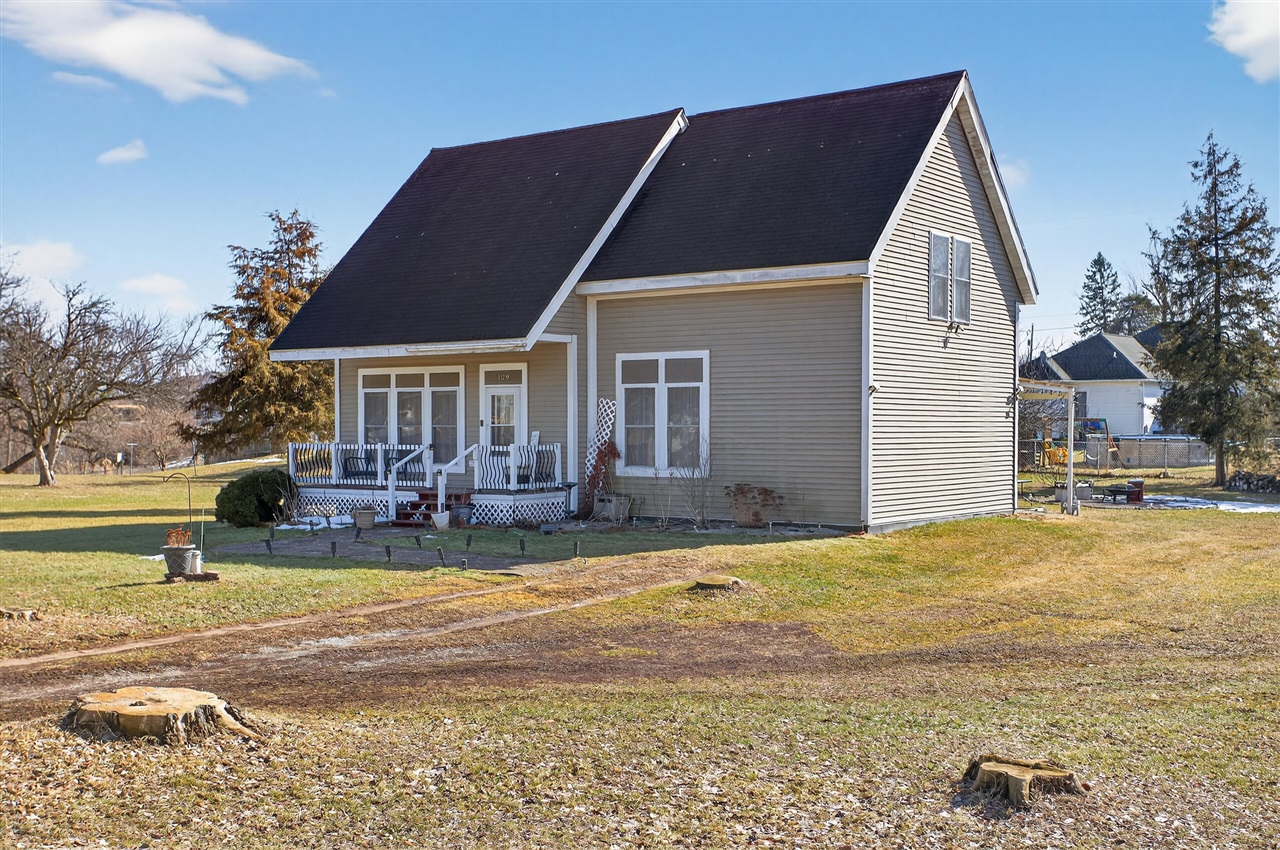 129 Kathy Lane, Brooklyn, MI, 49230-9765