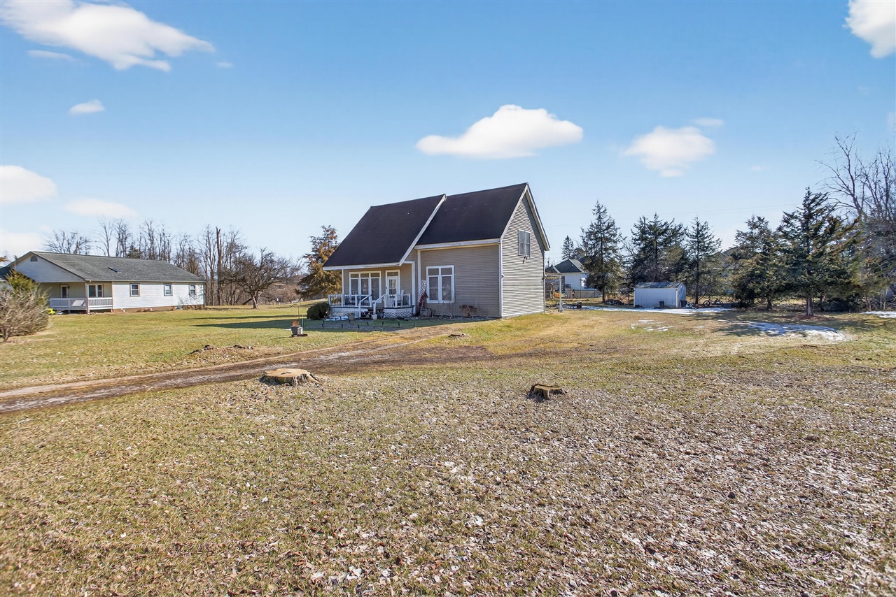 129 Kathy Lane, Brooklyn, MI, 49230-9765