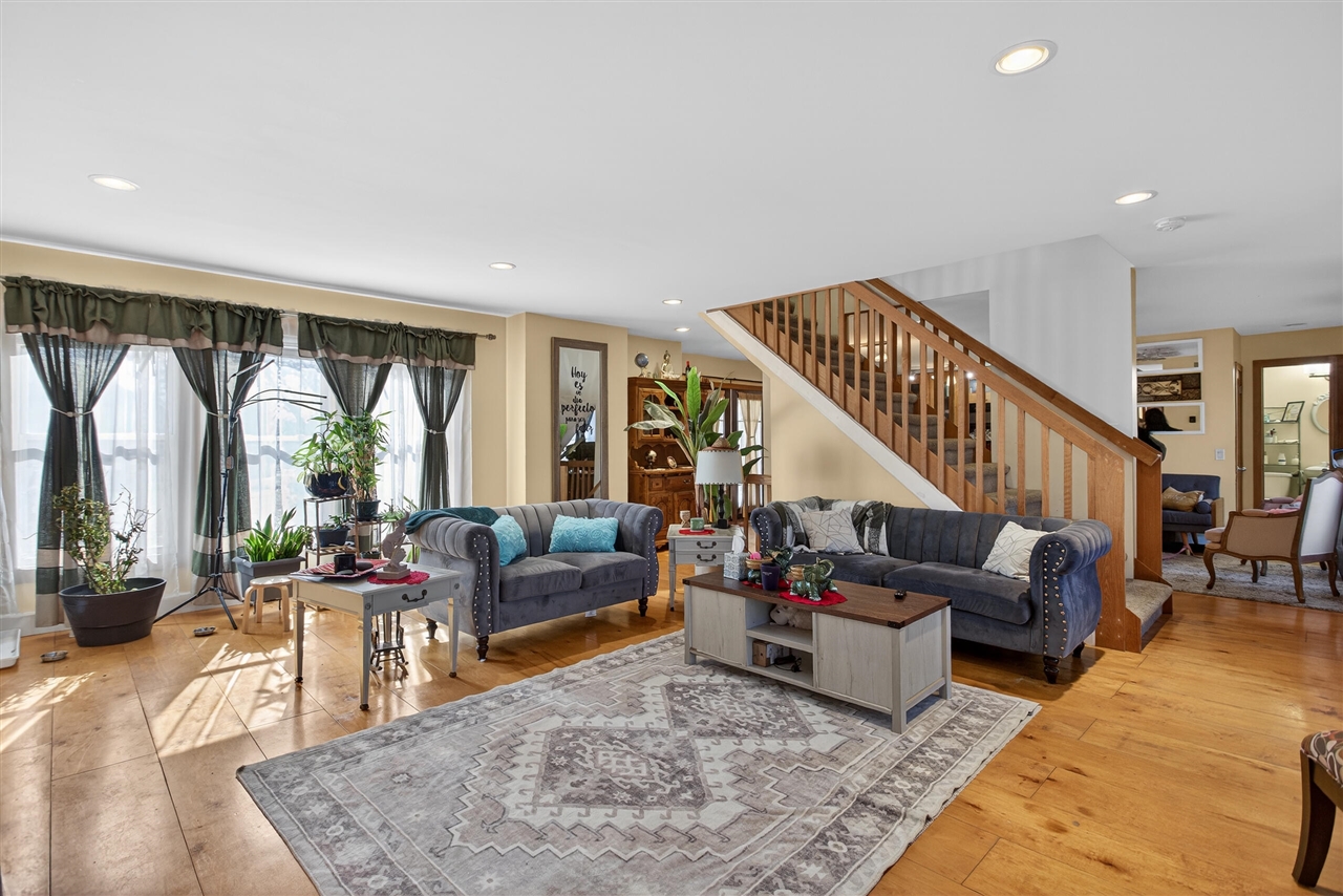 129 Kathy Lane, Brooklyn, MI, 49230-9765