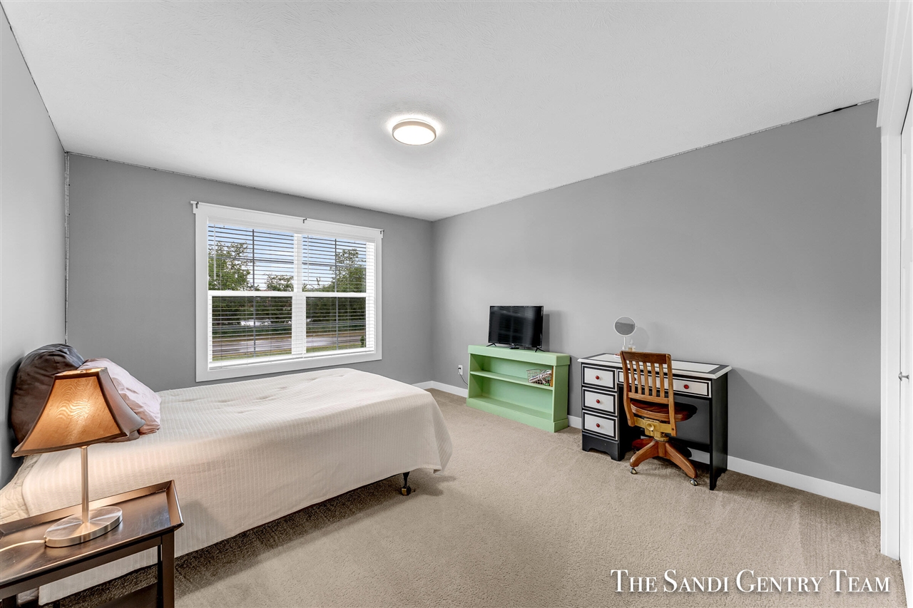 14708 Leonard Road, Spring Lake, MI, 49456-9790