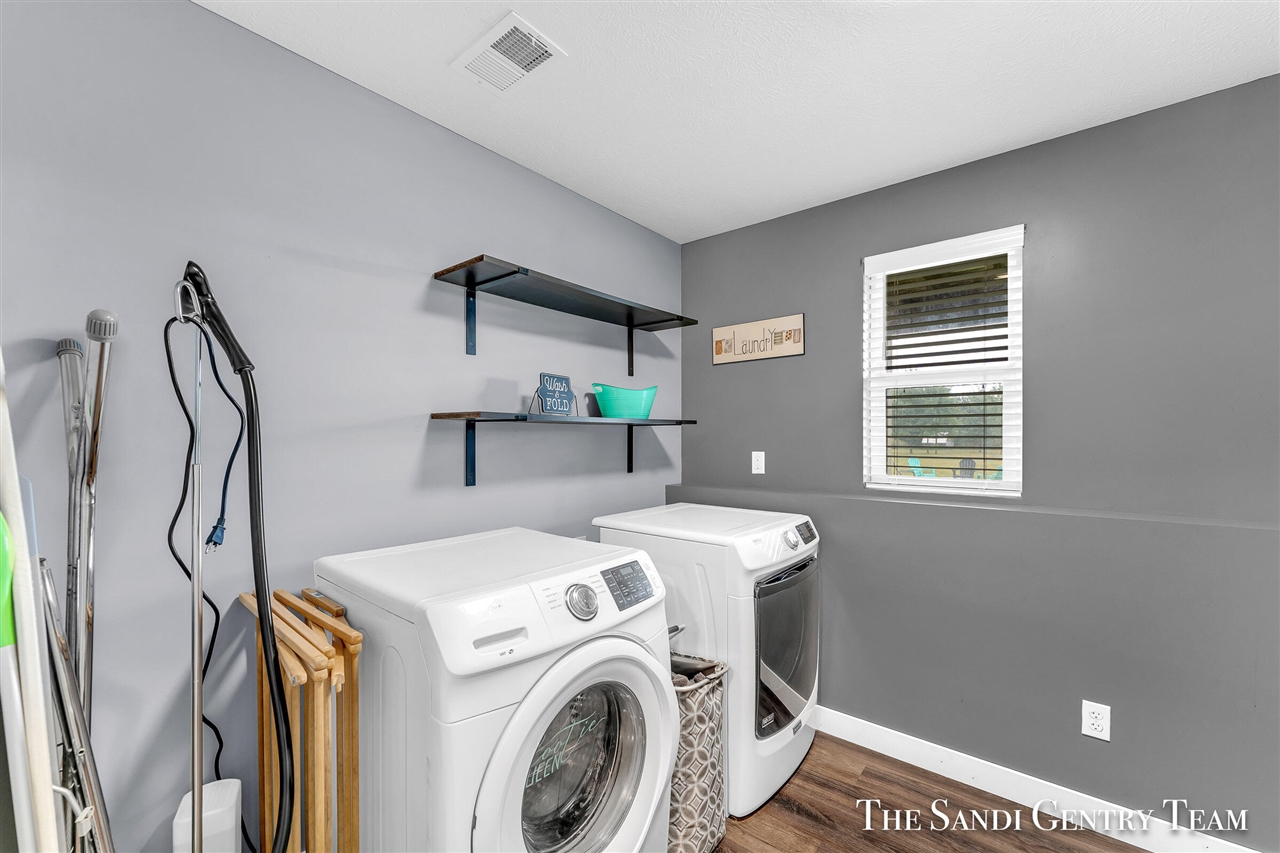 14708 Leonard Road, Spring Lake, MI, 49456-9790