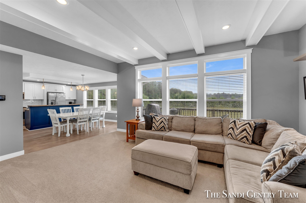 14708 Leonard Road, Spring Lake, MI, 49456-9790