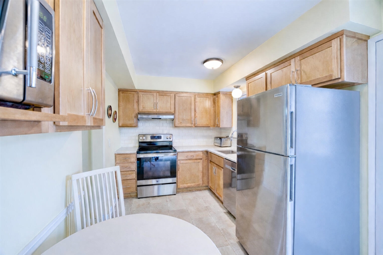 1434 Pine Valley Boulevard, Ann Arbor, MI, 48104-6710