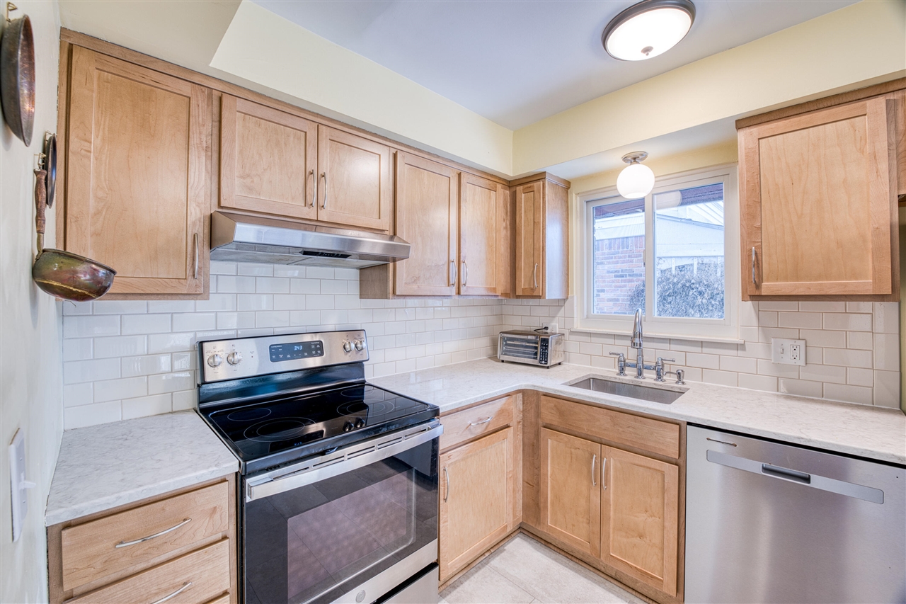 1434 Pine Valley Boulevard, Ann Arbor, MI, 48104-6710