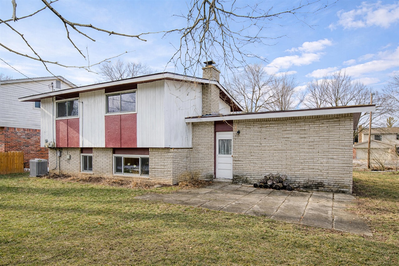 1434 Pine Valley Boulevard, Ann Arbor, MI, 48104-6710