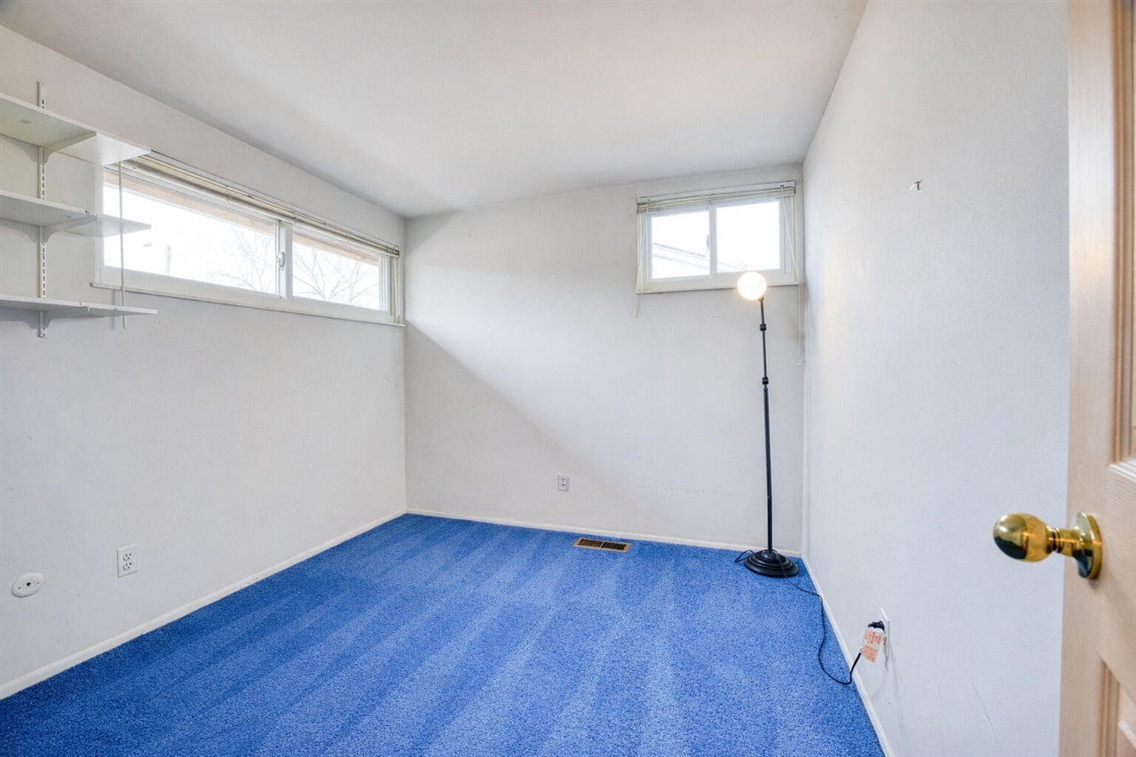 1434 Pine Valley Boulevard, Ann Arbor, MI, 48104-6710