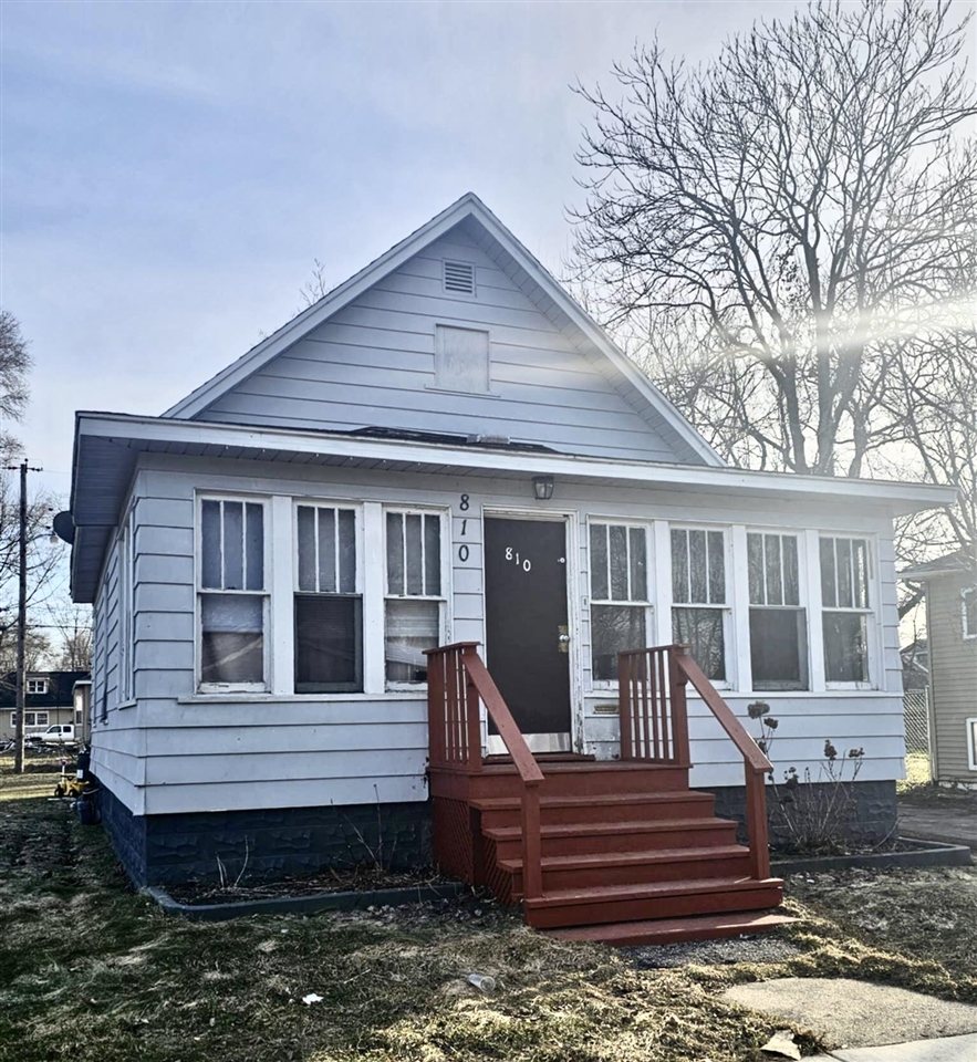 810 Thresher Avenue, Benton Harbor, MI, 49022-3338