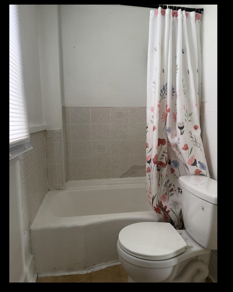 810 Thresher Avenue, Benton Harbor, MI, 49022-3338