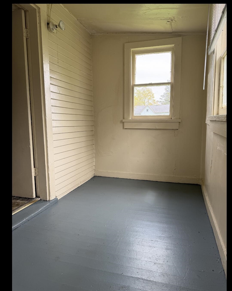 810 Thresher Avenue, Benton Harbor, MI, 49022-3338