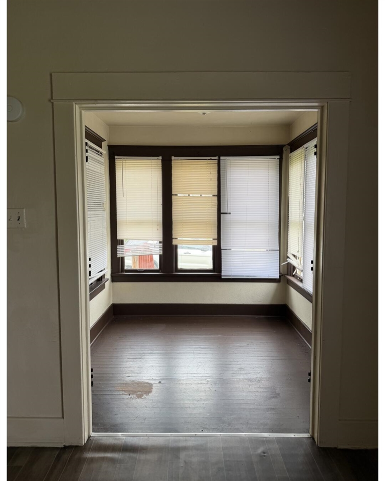 810 Thresher Avenue, Benton Harbor, MI, 49022-3338