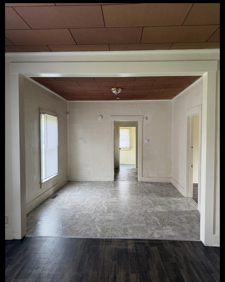 810 Thresher Avenue, Benton Harbor, MI, 49022-3338