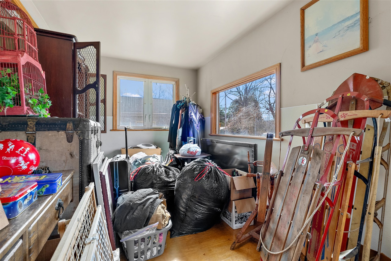 35553 M 43, Paw Paw, MI, 49079-8455