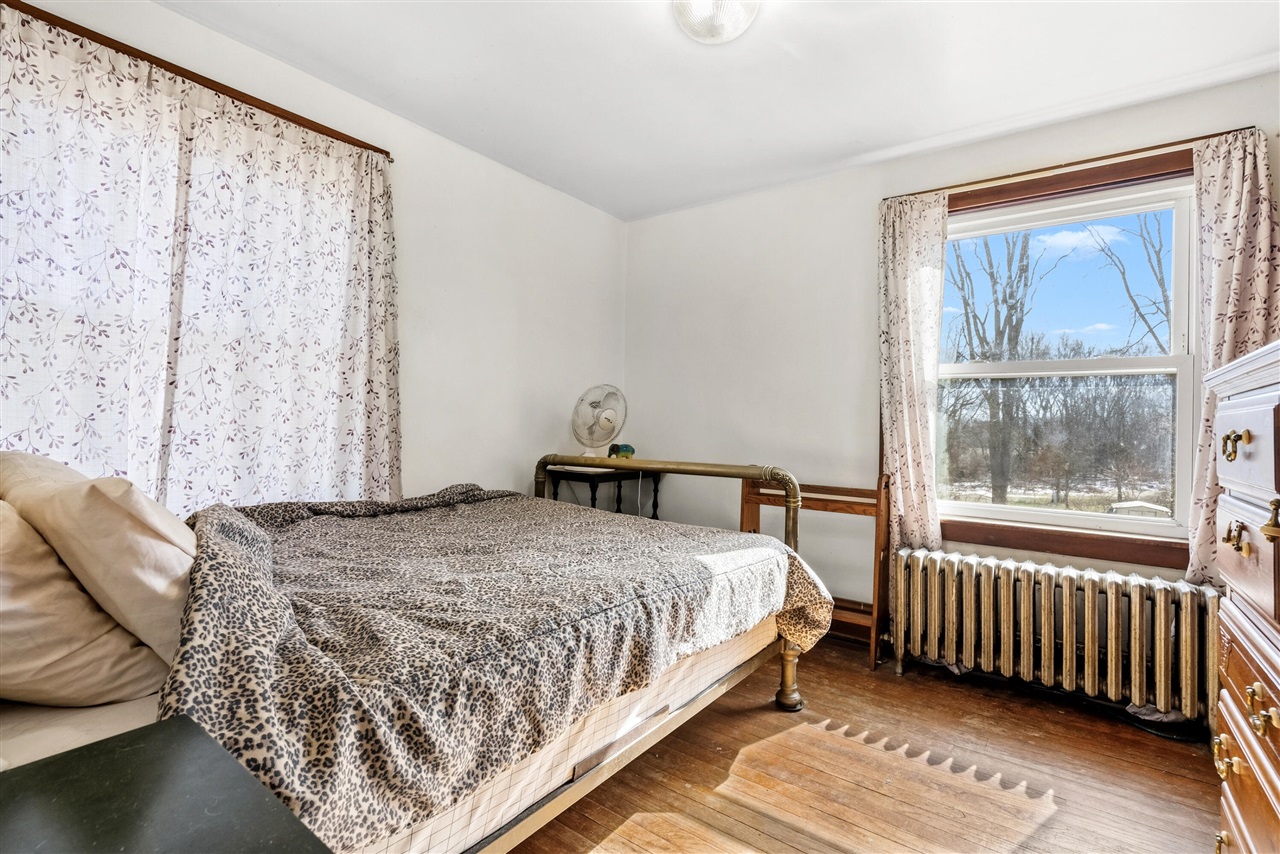 35553 M 43, Paw Paw, MI, 49079-8455