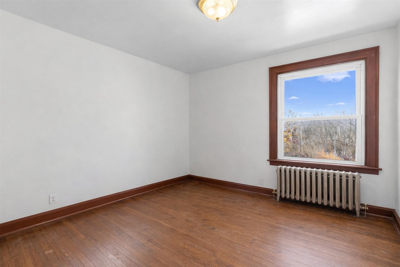 35553 M 43, Paw Paw, MI, 49079-8455