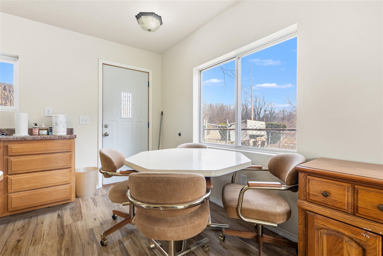 35553 M 43, Paw Paw, MI, 49079-8455