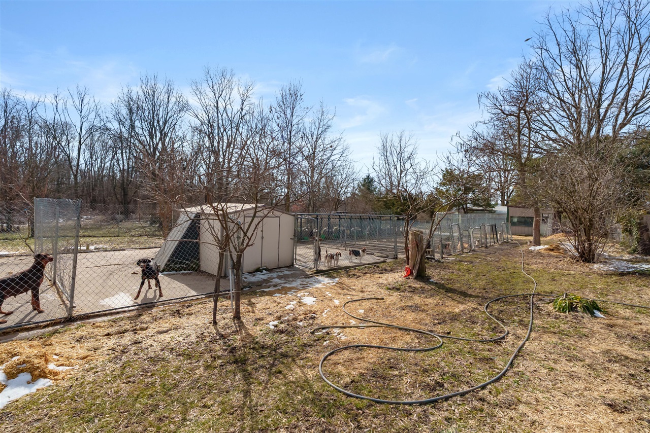 35553 M 43, Paw Paw, MI, 49079-8455