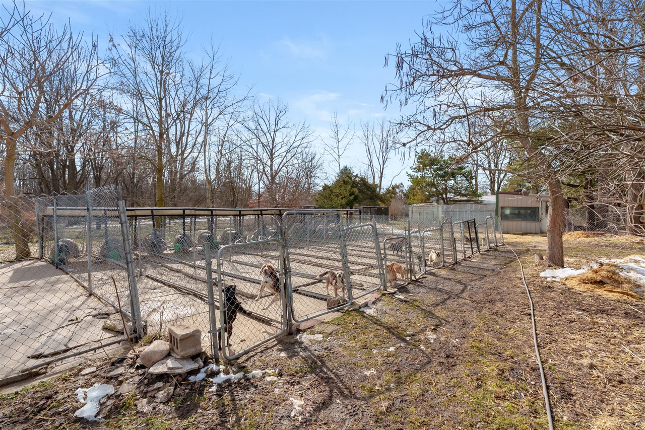 35553 M 43, Paw Paw, MI, 49079-8455