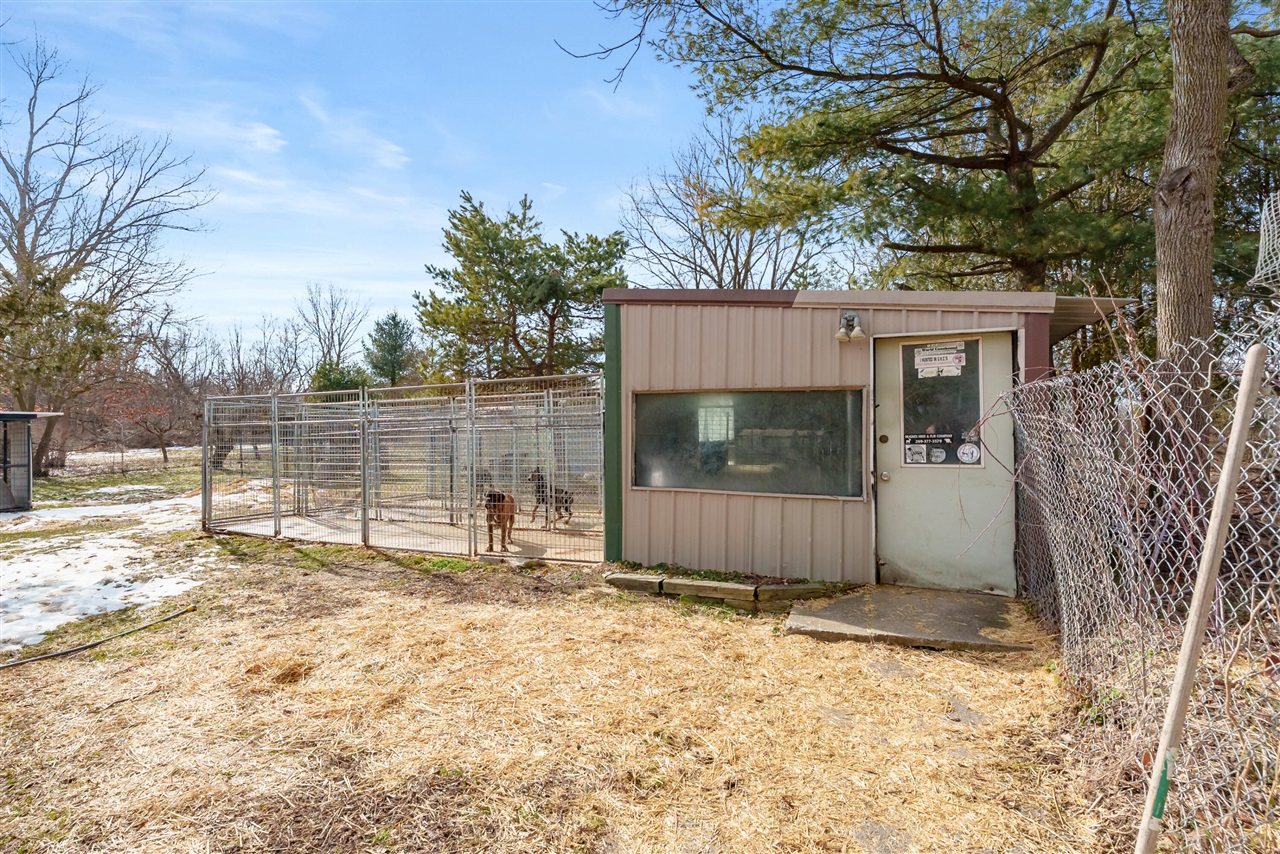 35553 M 43, Paw Paw, MI, 49079-8455