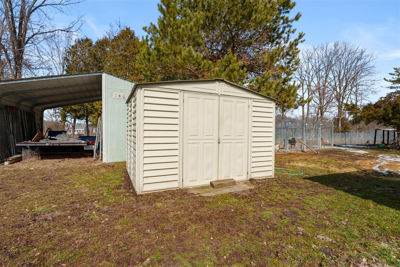 35553 M 43, Paw Paw, MI, 49079-8455