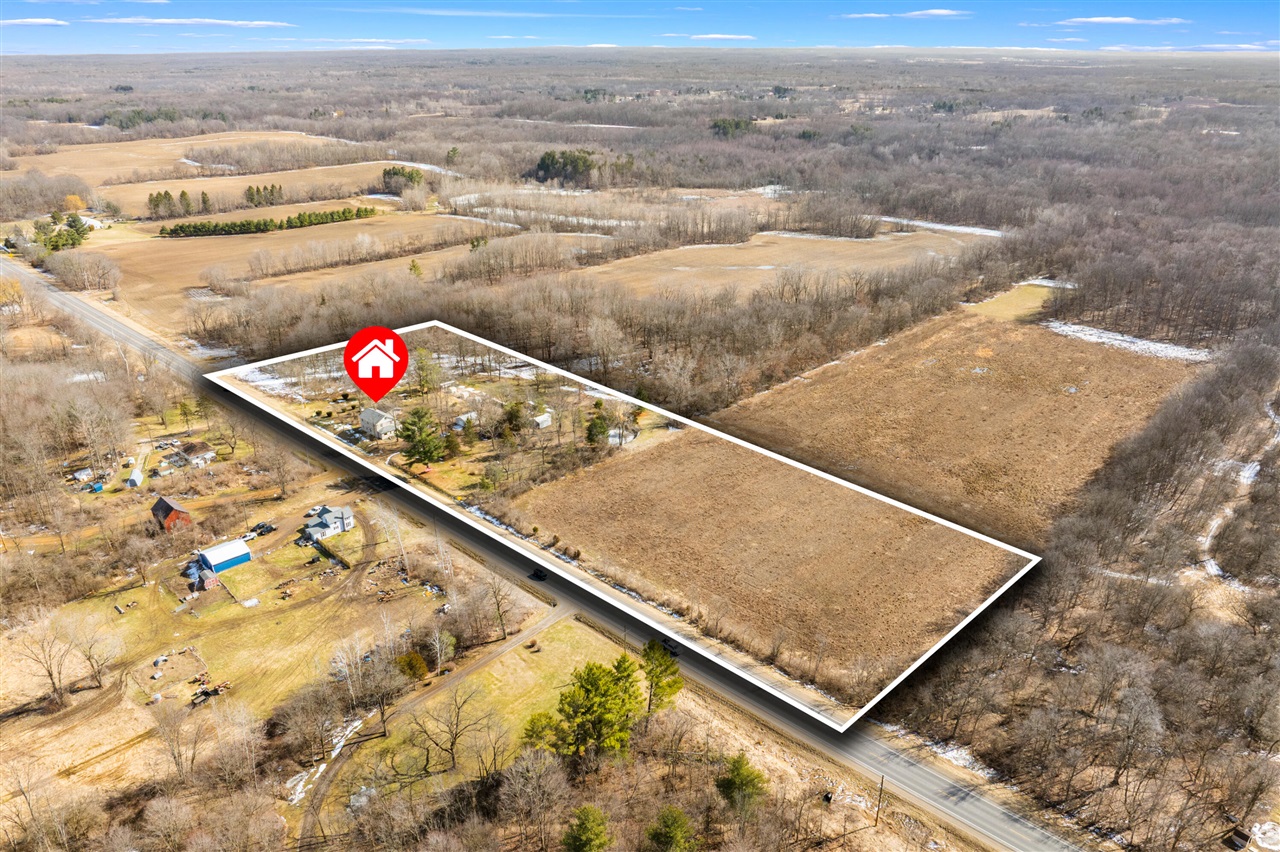 35553 M 43, Paw Paw, MI, 49079-8455