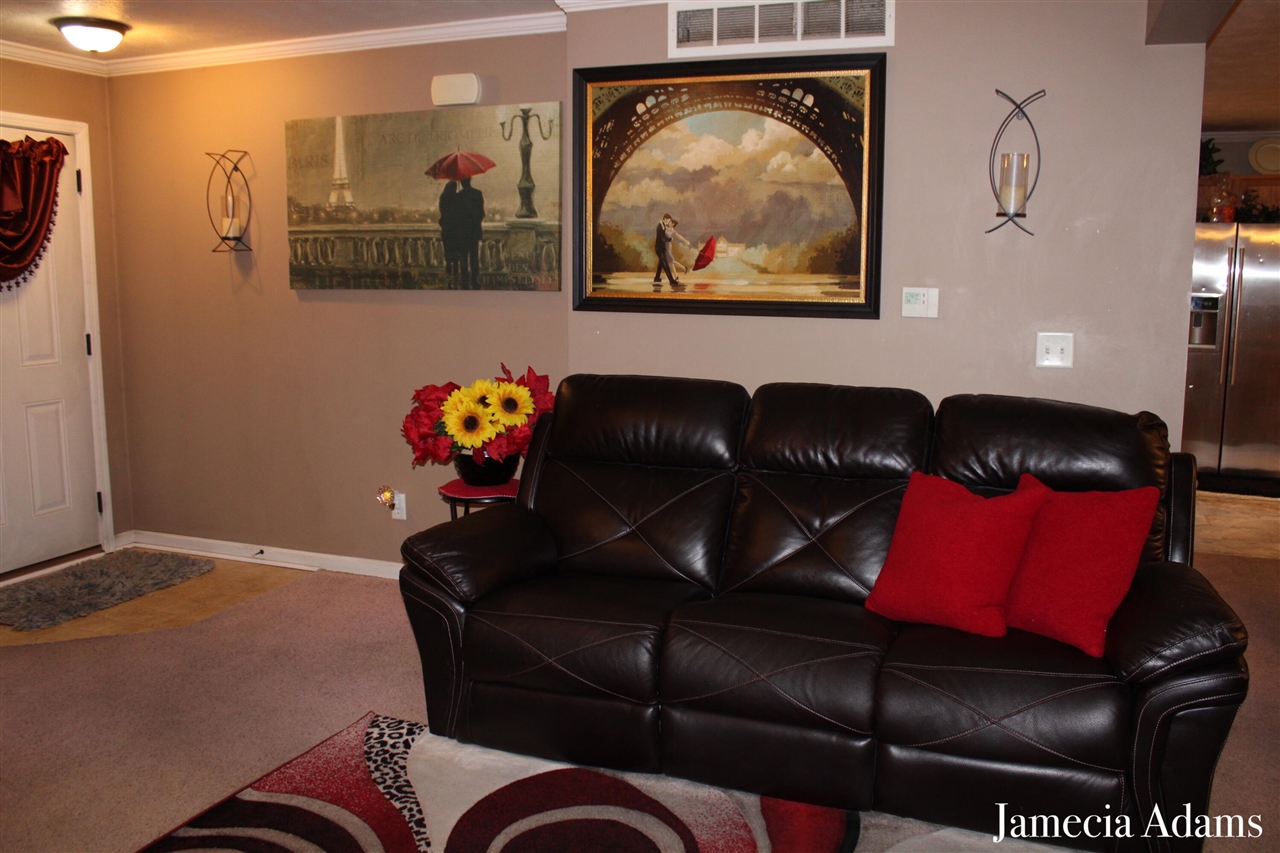 3844 Pfeiffer Woods Court, Grand Rapids, MI, 49512-9162