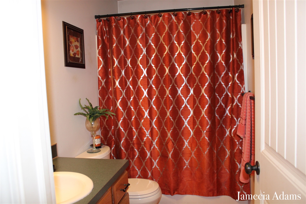 3844 Pfeiffer Woods Court, Grand Rapids, MI, 49512-9162