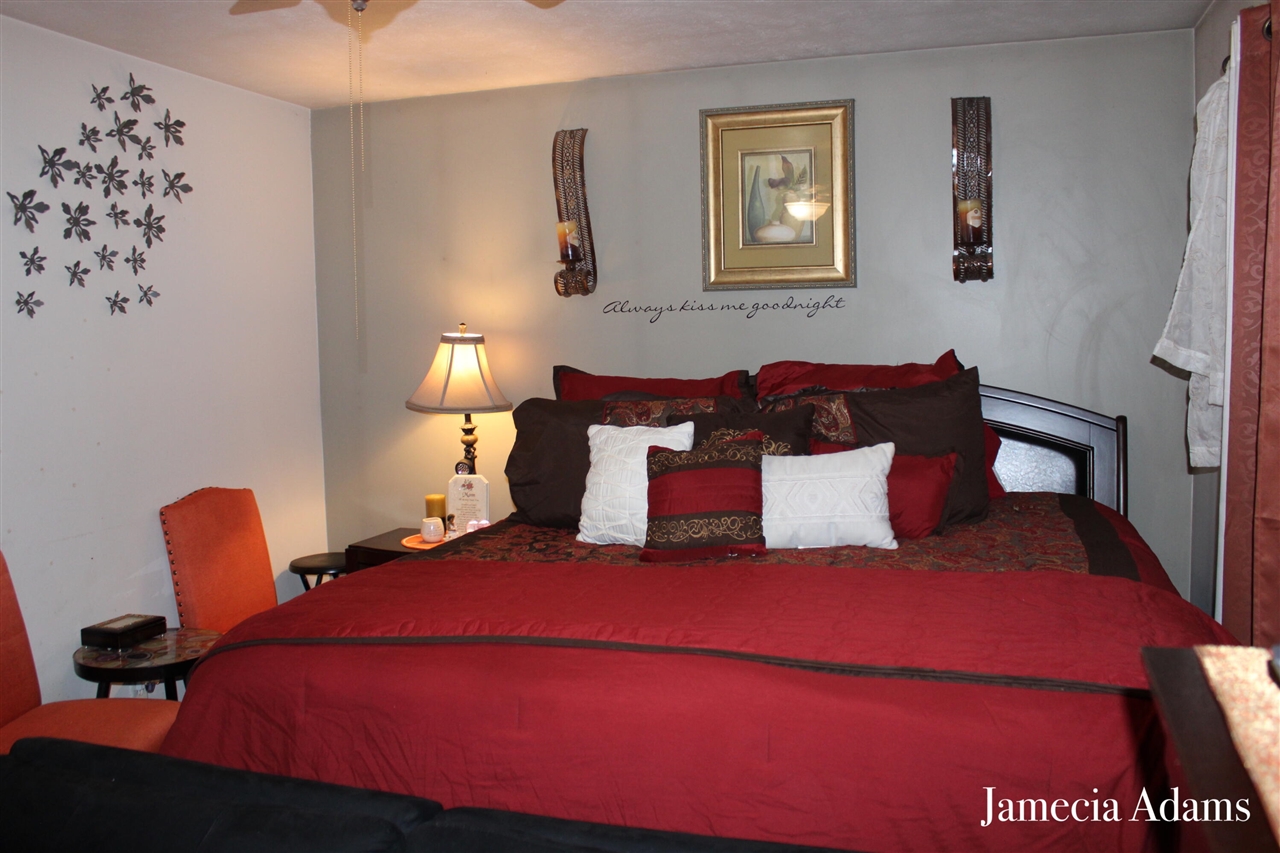 3844 Pfeiffer Woods Court, Grand Rapids, MI, 49512-9162