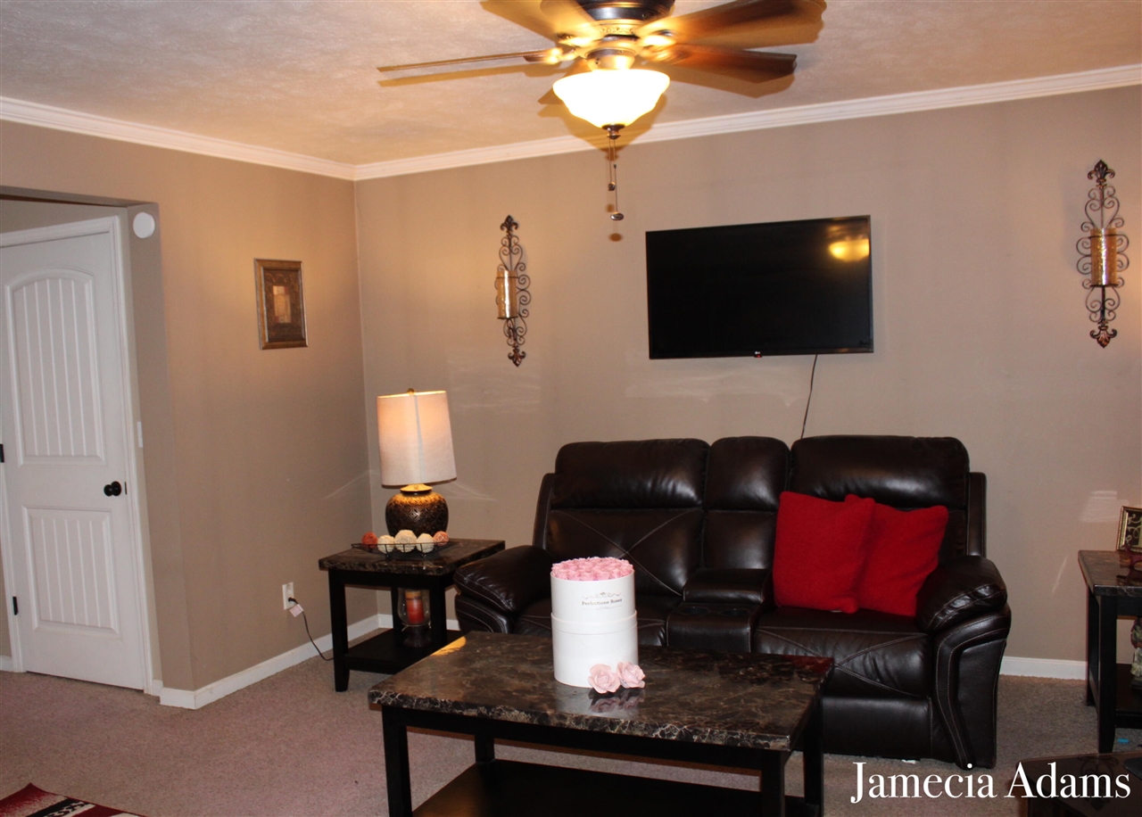 3844 Pfeiffer Woods Court, Grand Rapids, MI, 49512-9162