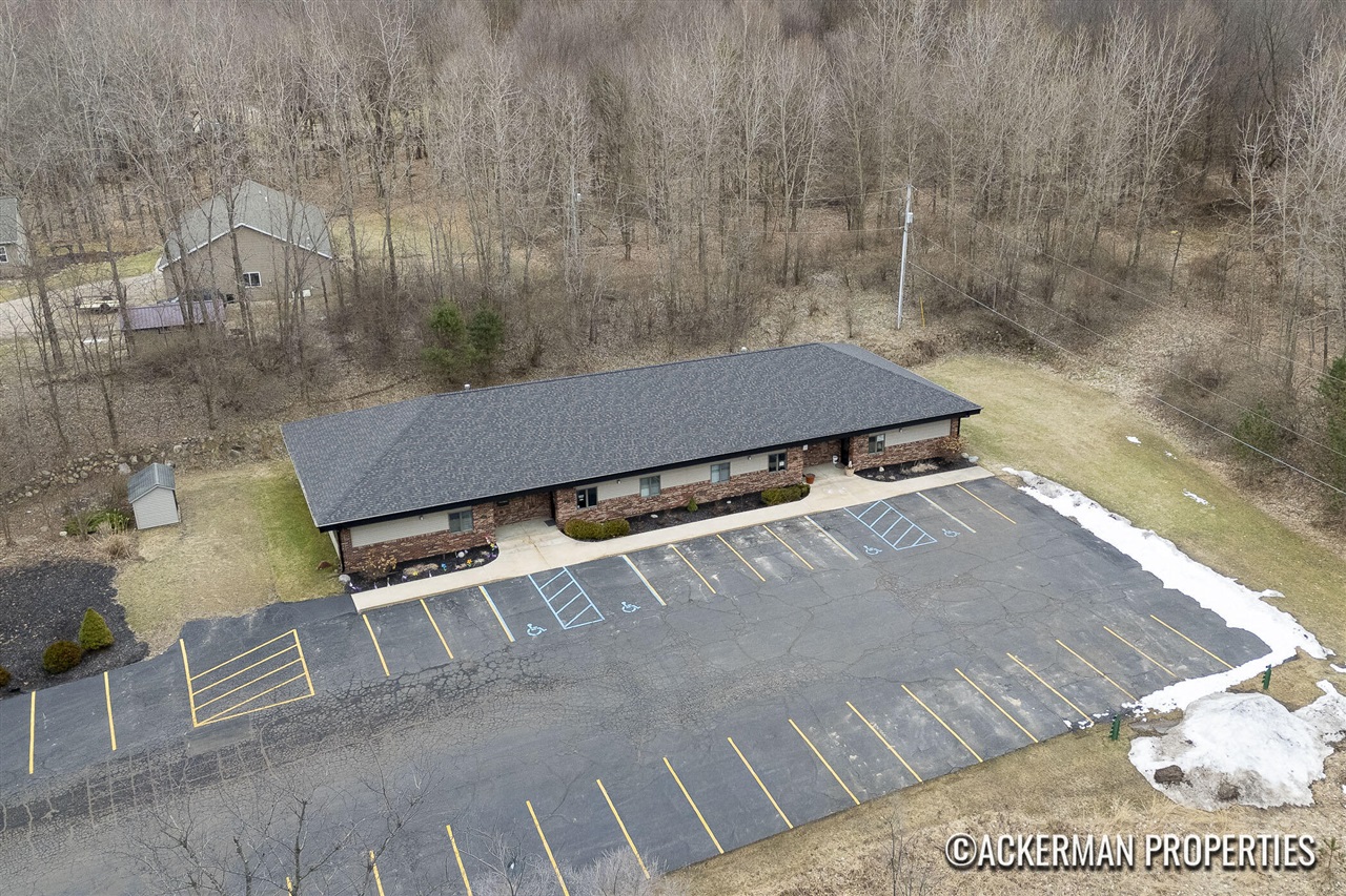 2229 S 11th Street, Niles, MI, 49120-4458