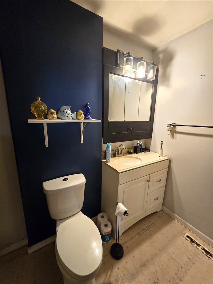 8020 Day Road, Bellevue, MI, 49021