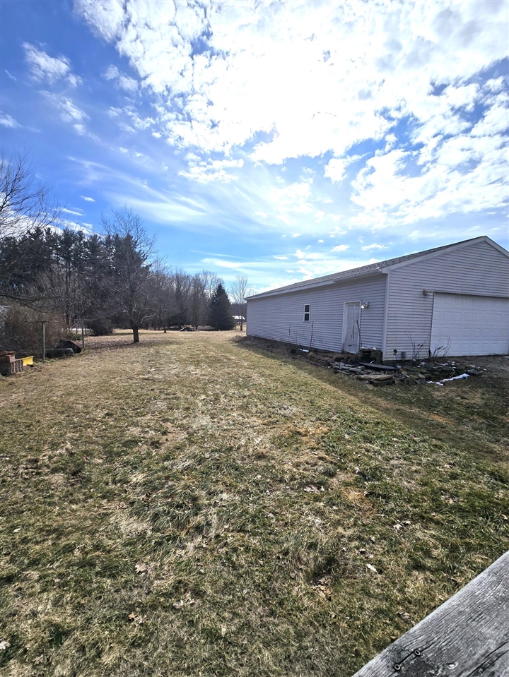 8020 Day Road, Bellevue, MI, 49021