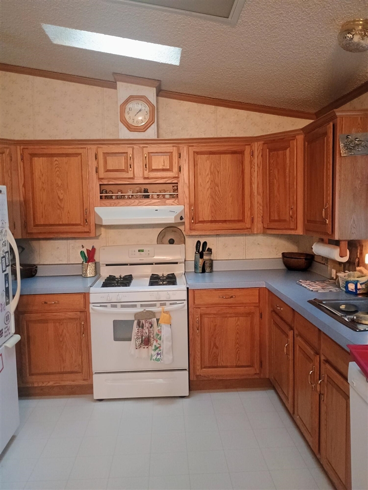 167 Mill Road photo 5