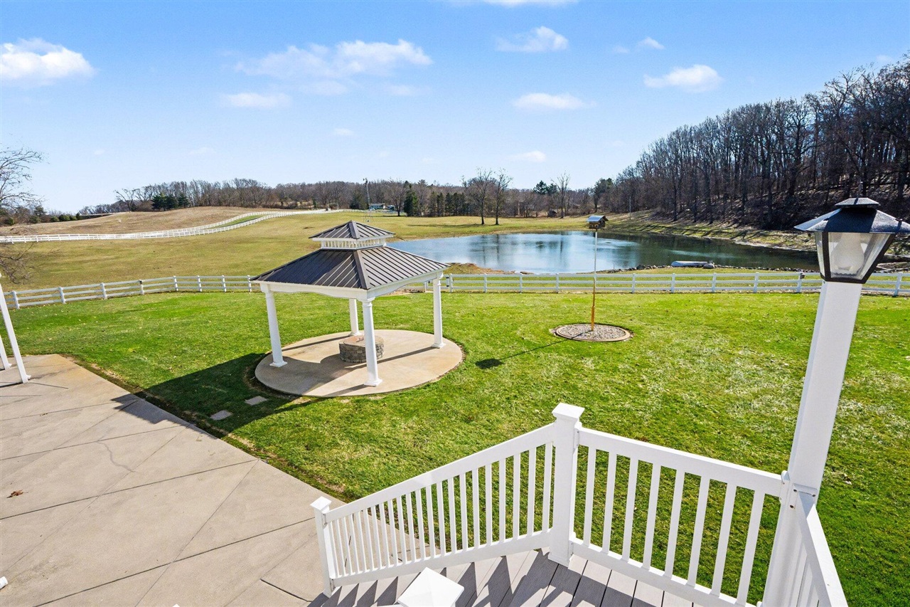 65650 Dailey Road, Edwardsburg, MI, 49112-9640