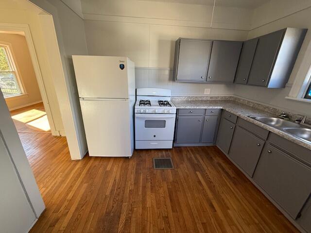 141 Bates Street, Jackson, MI, 49202-3601