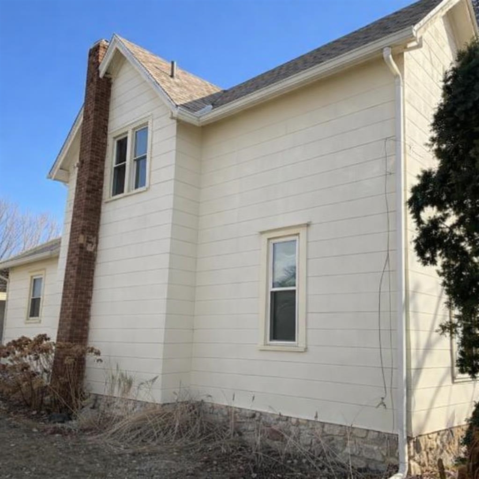 141 Bates Street, Jackson, MI, 49202-3601