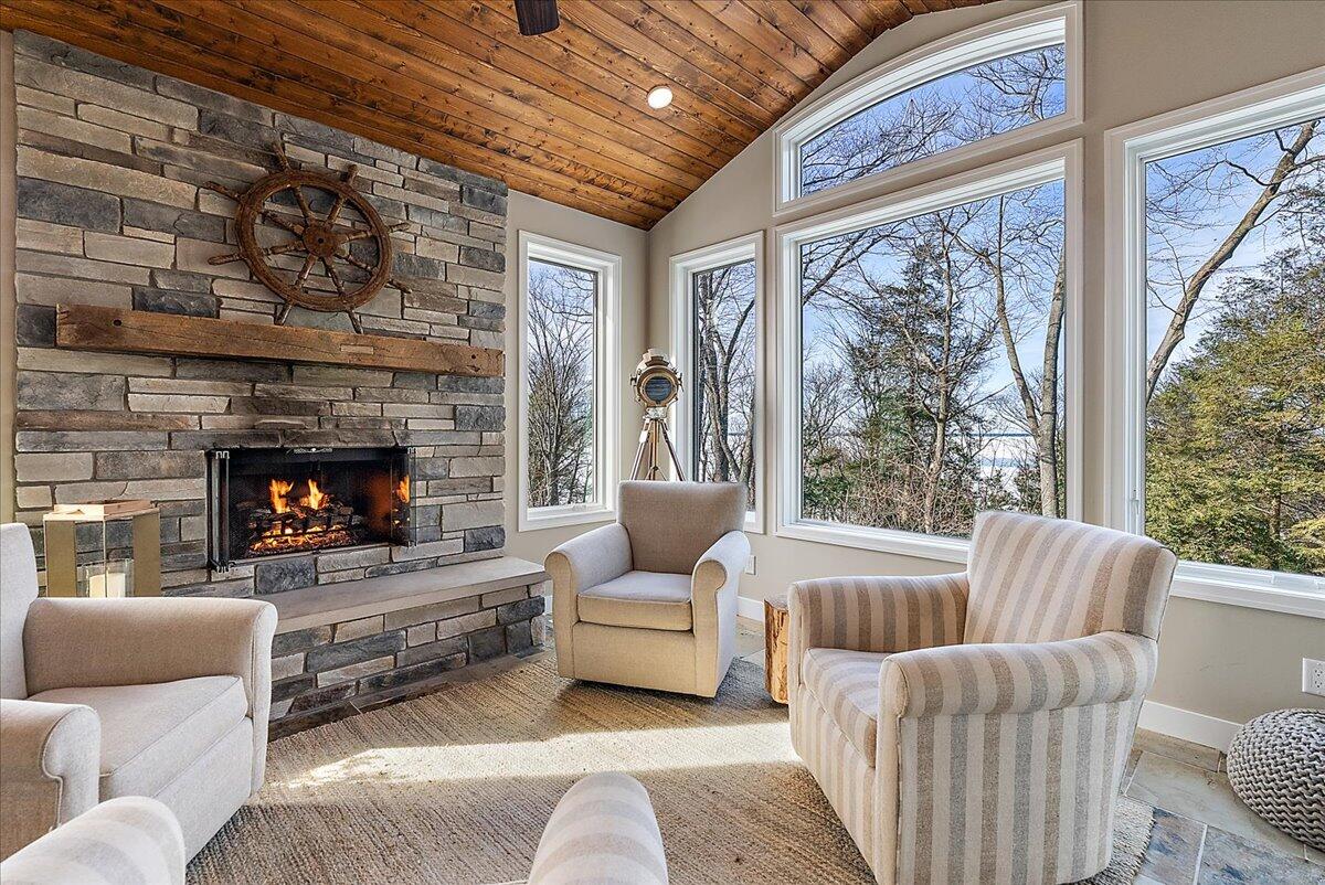 690 Dunegrass Circle Drive, Saugatuck, MI, 49453