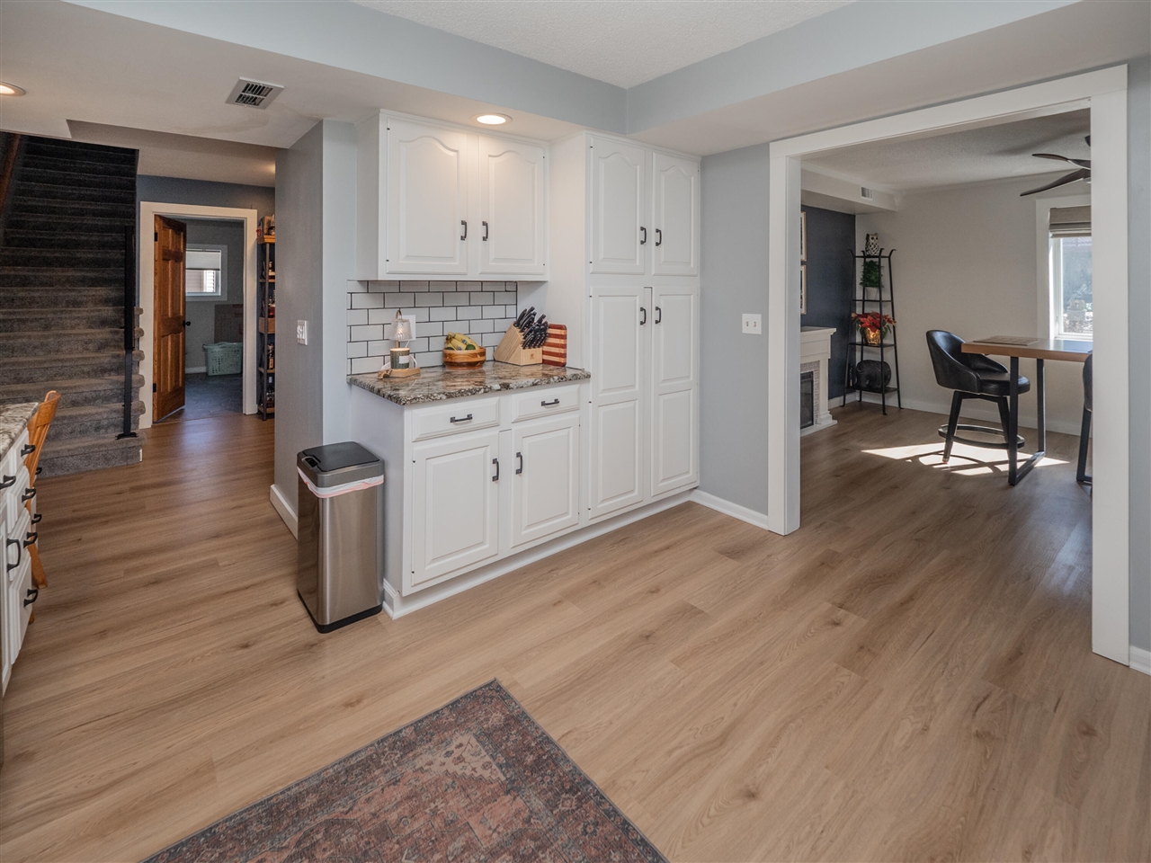 20070 Parkway Avenue, Three Rivers, MI, 49093-9041