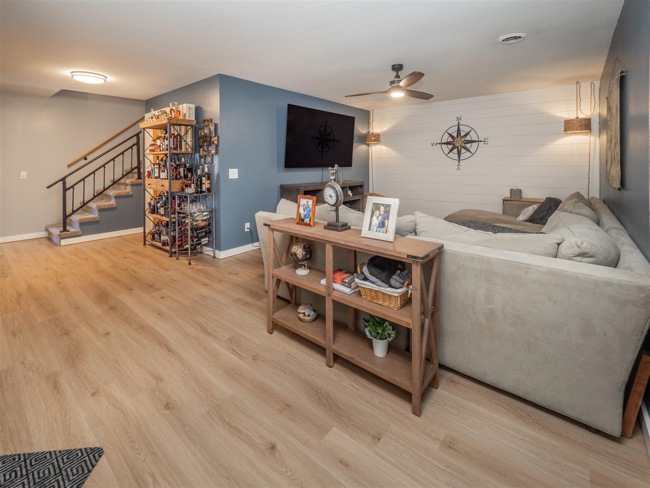 20070 Parkway Avenue, Three Rivers, MI, 49093-9041