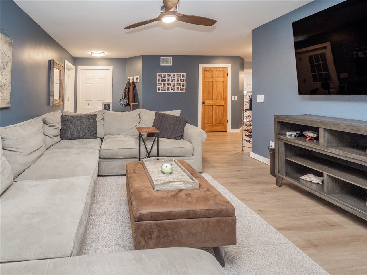 20070 Parkway Avenue, Three Rivers, MI, 49093-9041