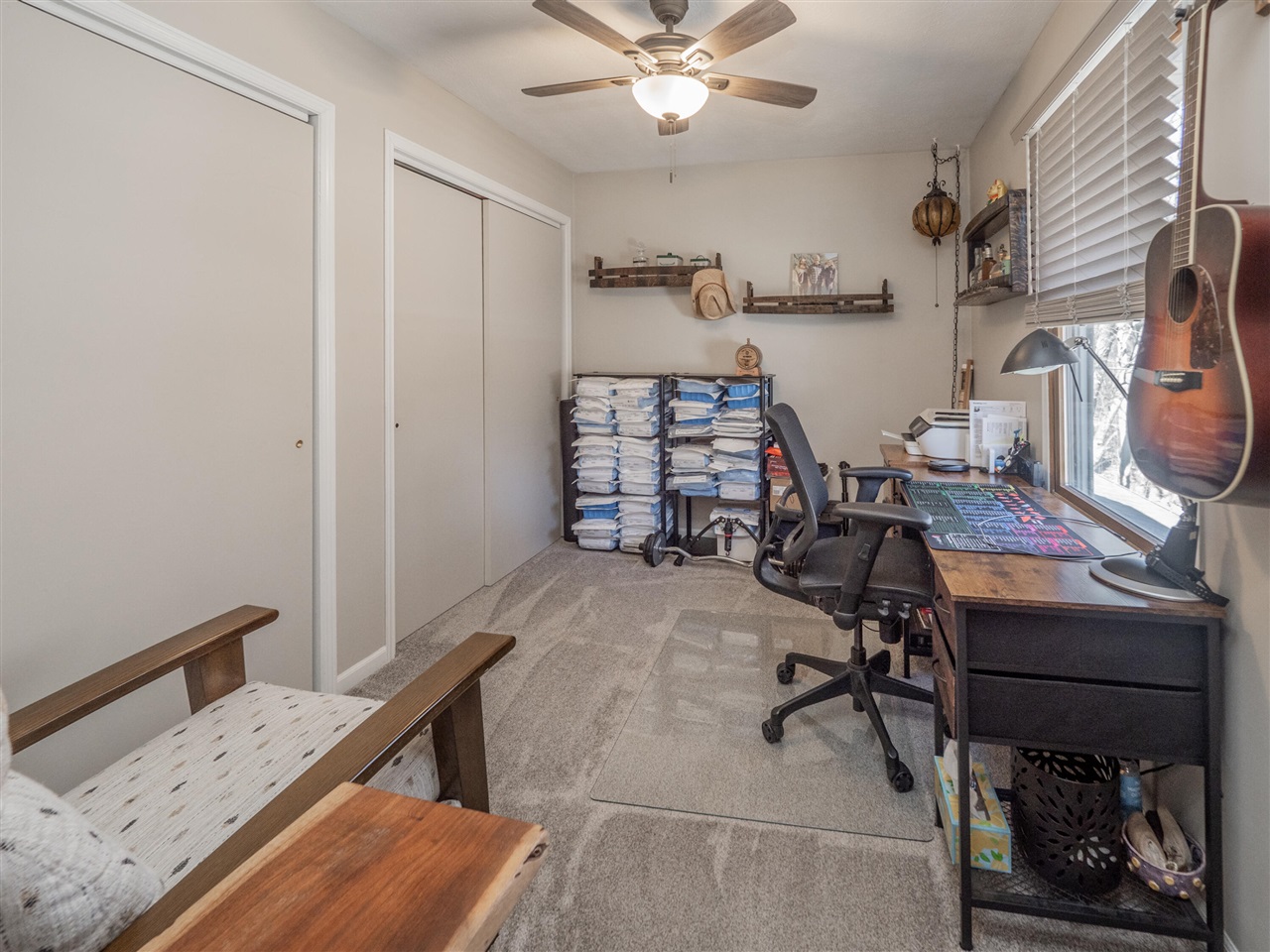 20070 Parkway Avenue, Three Rivers, MI, 49093-9041