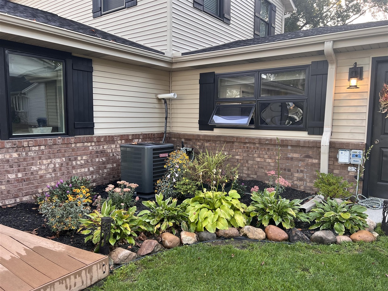 20070 Parkway Avenue, Three Rivers, MI, 49093-9041