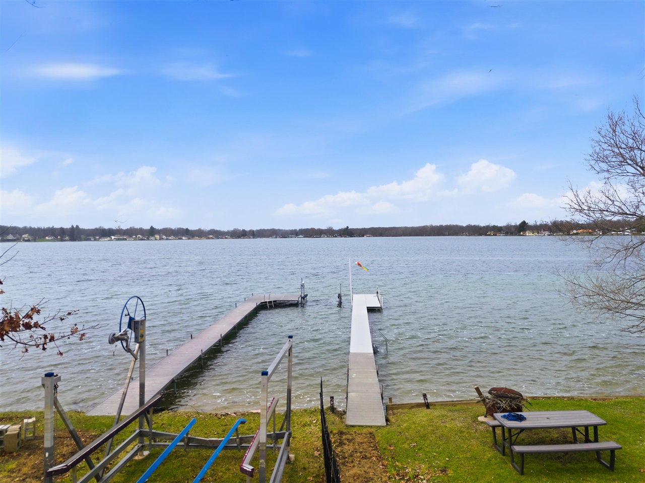 20070 Parkway Avenue, Three Rivers, MI, 49093-9041