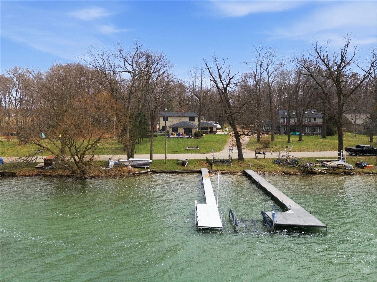 20070 Parkway Avenue, Three Rivers, MI, 49093-9041